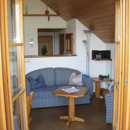 Mit Balkon Und Herrlicher Fernsicht *